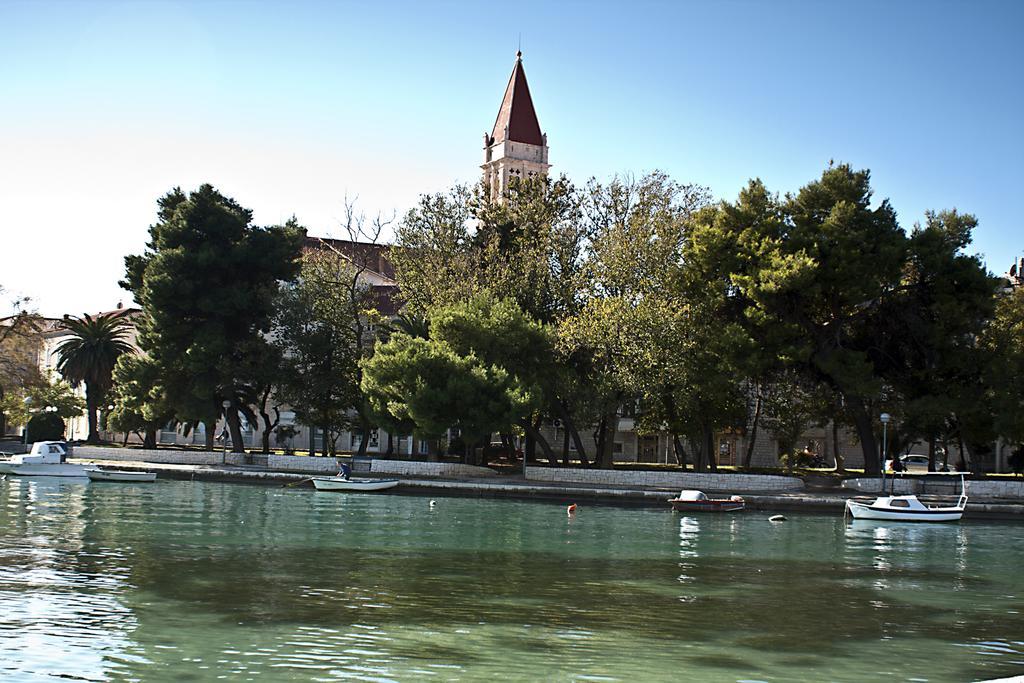 Rooms Livia Τρογκίρ Εξωτερικό φωτογραφία
