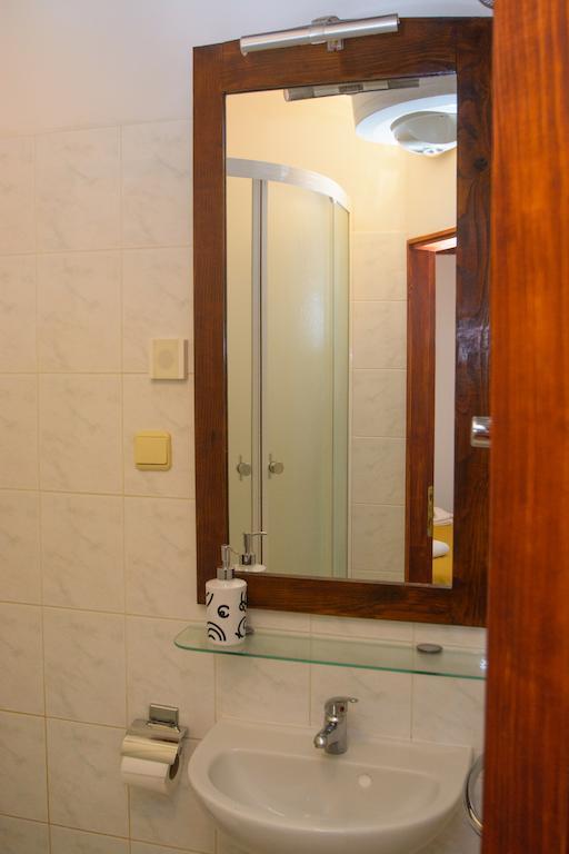 Rooms Livia Τρογκίρ Δωμάτιο φωτογραφία