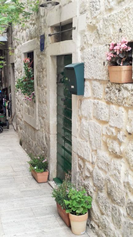 Rooms Livia Τρογκίρ Εξωτερικό φωτογραφία